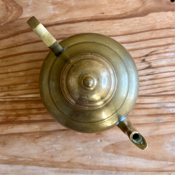 Solid Brass Decor Tea Pot Country Barn Rustic Decor - Picture 2 of 10